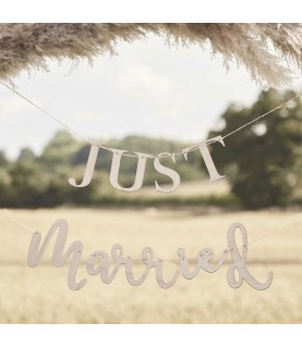 Just Married Wooden Wedding Bunting